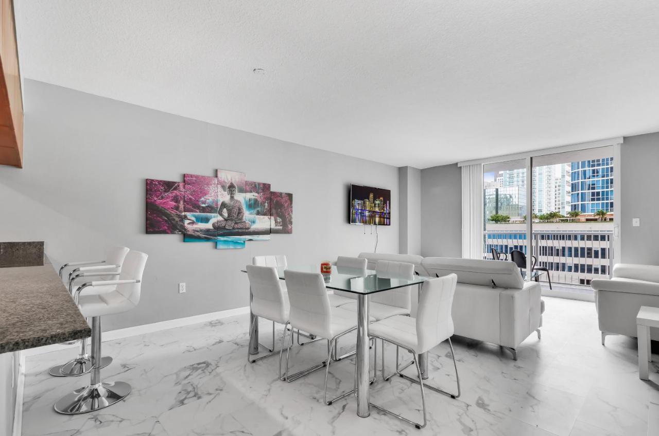 The Club At Brickell Bay Luxury Suites Miami Kültér fotó