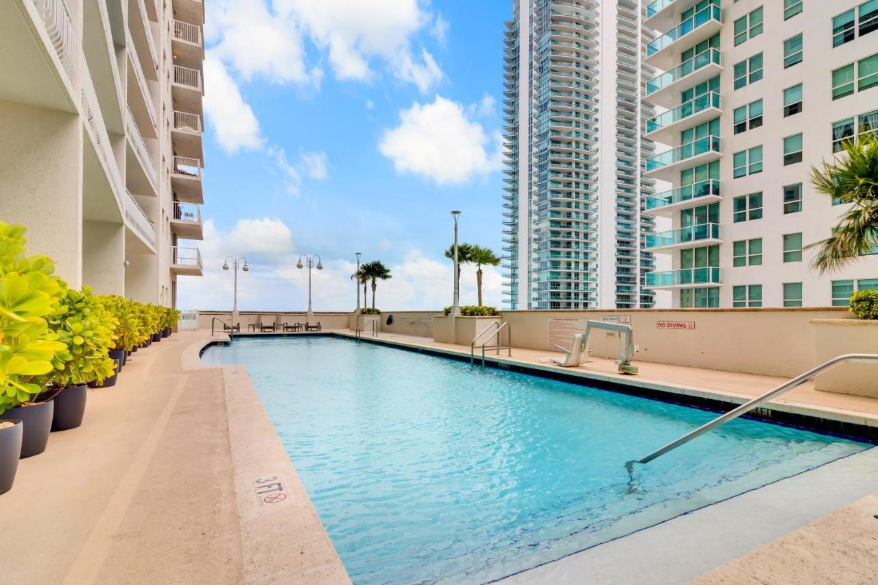 The Club At Brickell Bay Luxury Suites Miami Kültér fotó