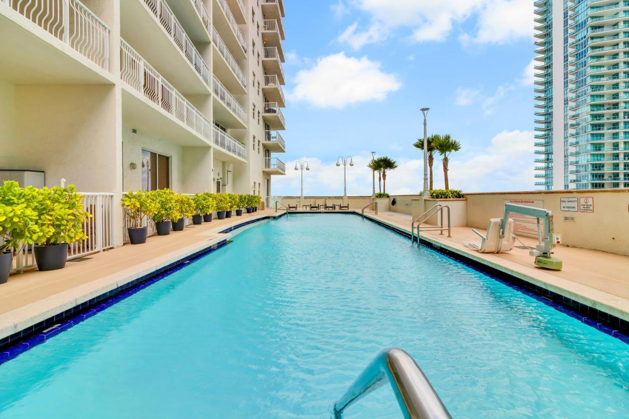 The Club At Brickell Bay Luxury Suites Miami Kültér fotó
