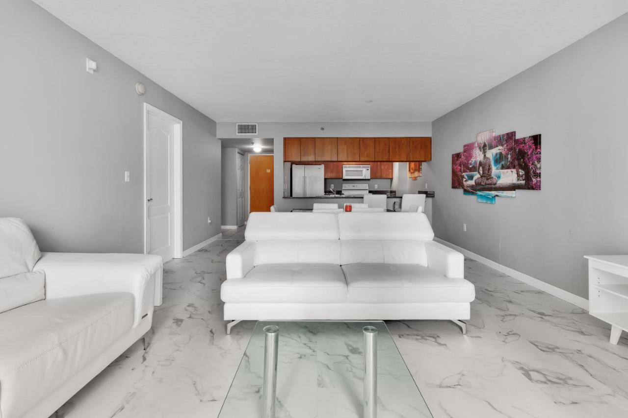 The Club At Brickell Bay Luxury Suites Miami Kültér fotó