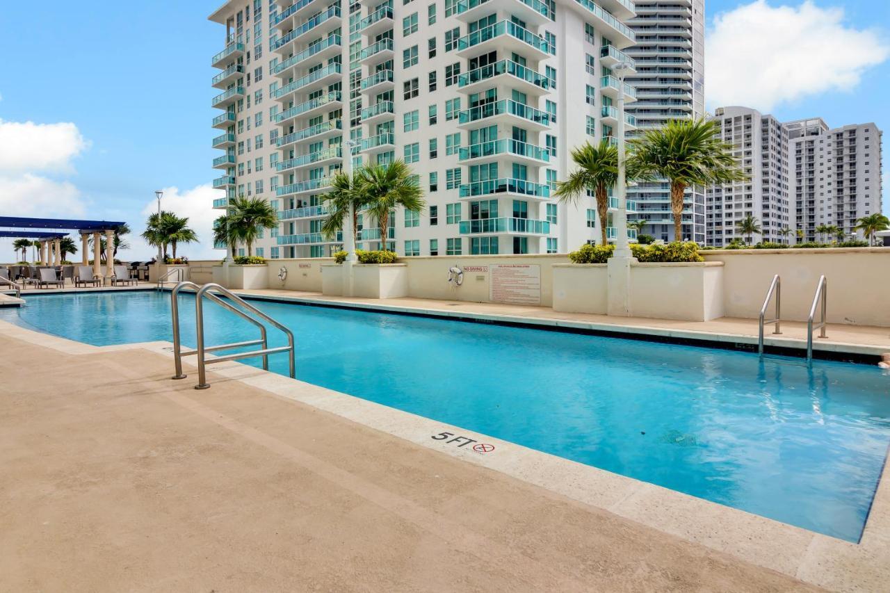 The Club At Brickell Bay Luxury Suites Miami Kültér fotó