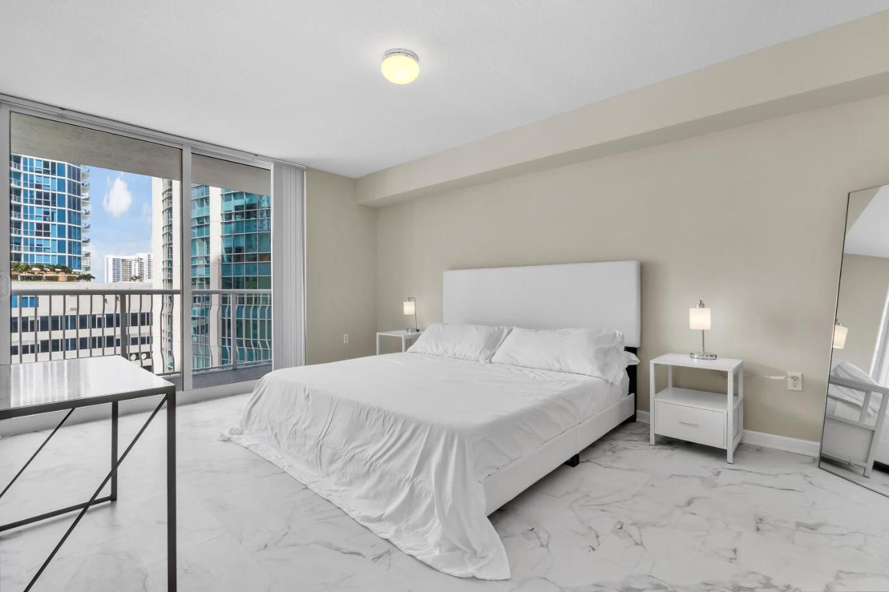 The Club At Brickell Bay Luxury Suites Miami Kültér fotó
